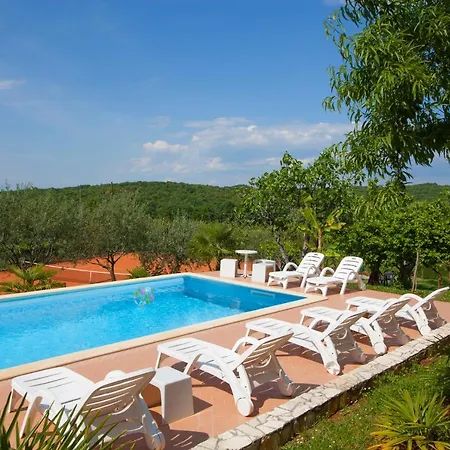 Apartman Mugeba Club *