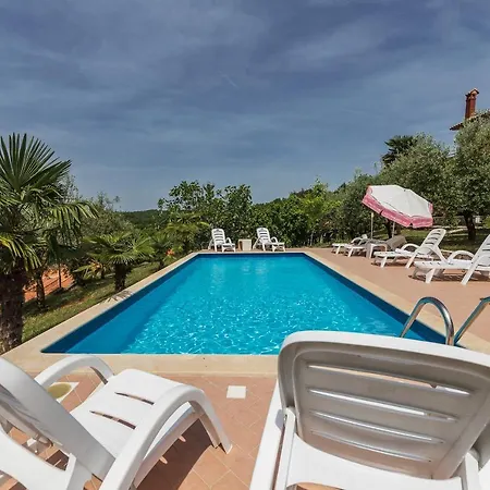 Apartment Mugeba Club