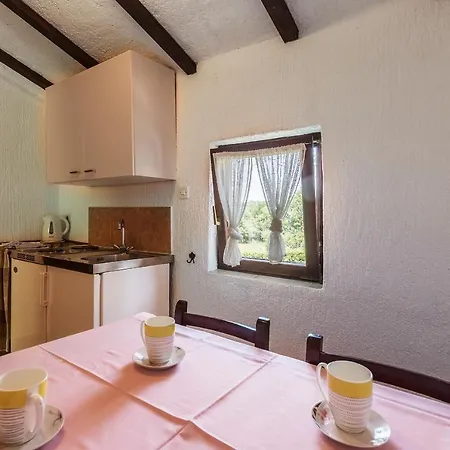 Apartment Mugeba Club *