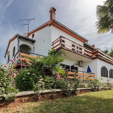 Apartment Mugeba Club Poreč